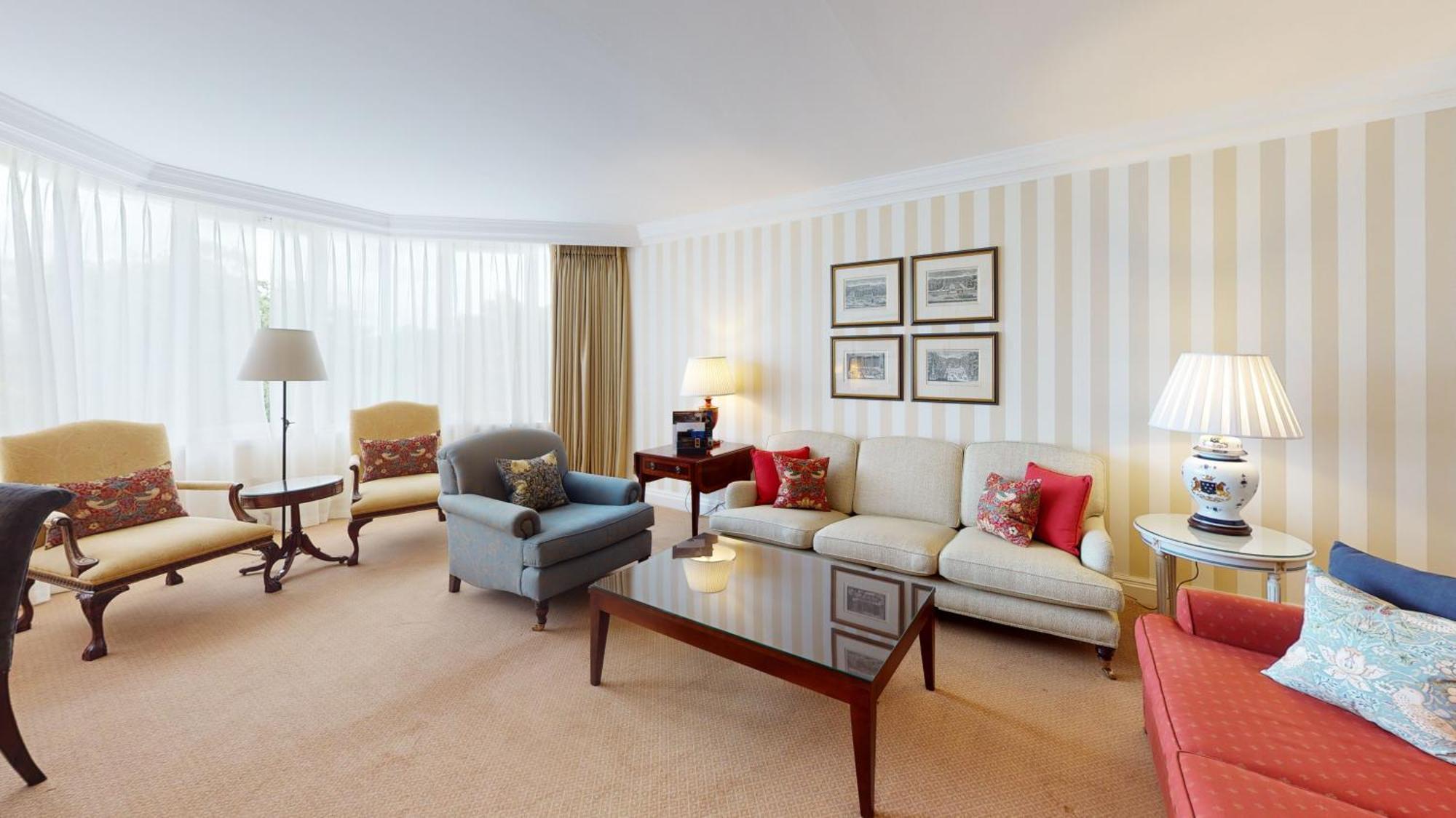 เชวอล ทอร์นีย์ คอร์ท แอท ไฮด์ ปาร์ค Aparthotel ลอนดอน ภายนอก รูปภาพ
